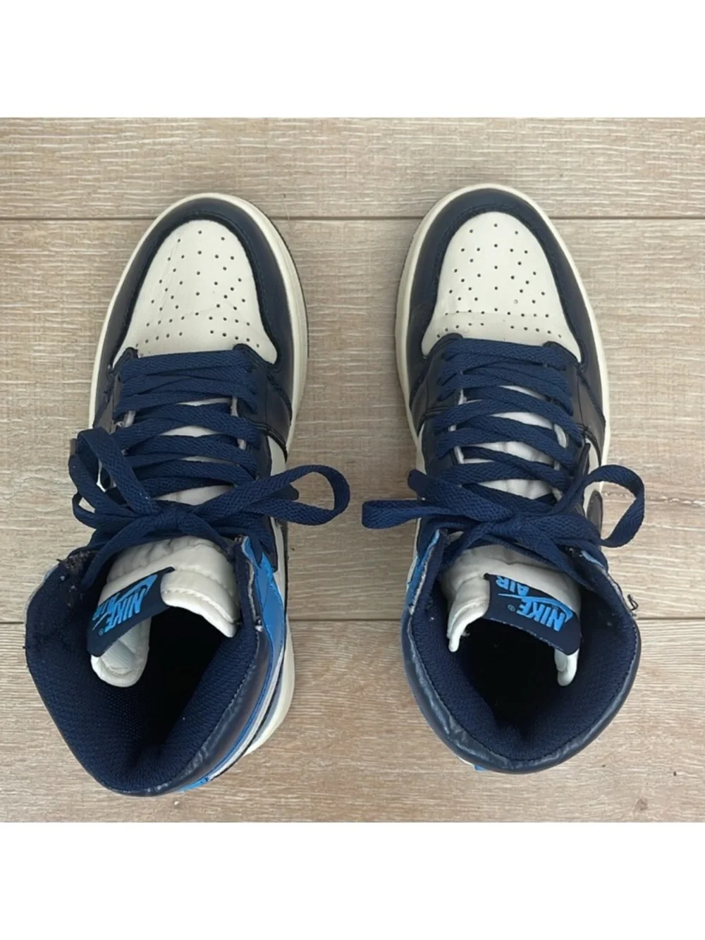 Air Jordan 1 Retro High OG Obsidian University Blue Size 6.5 555088-140